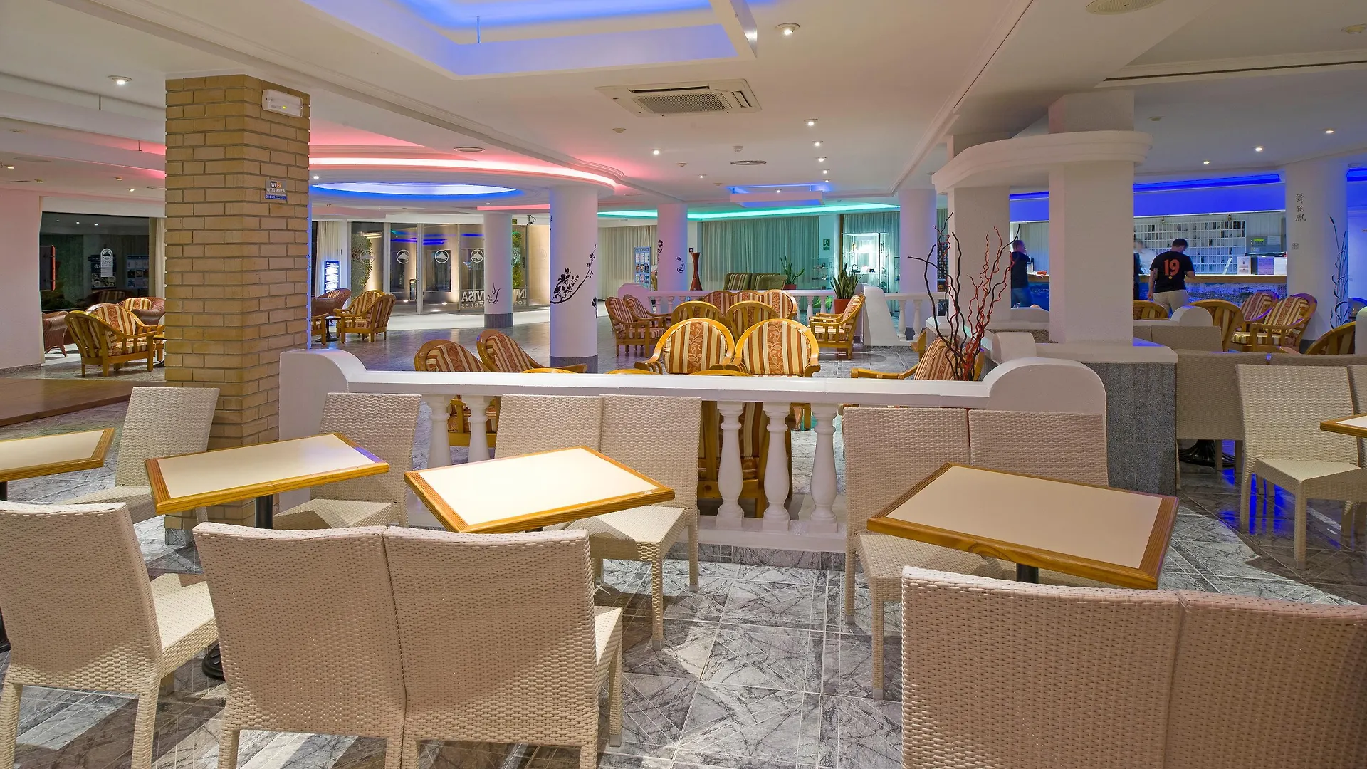Invisa Hotel Es Pla - Adults Only San Antonio  4*, San Antonio (Ibiza)