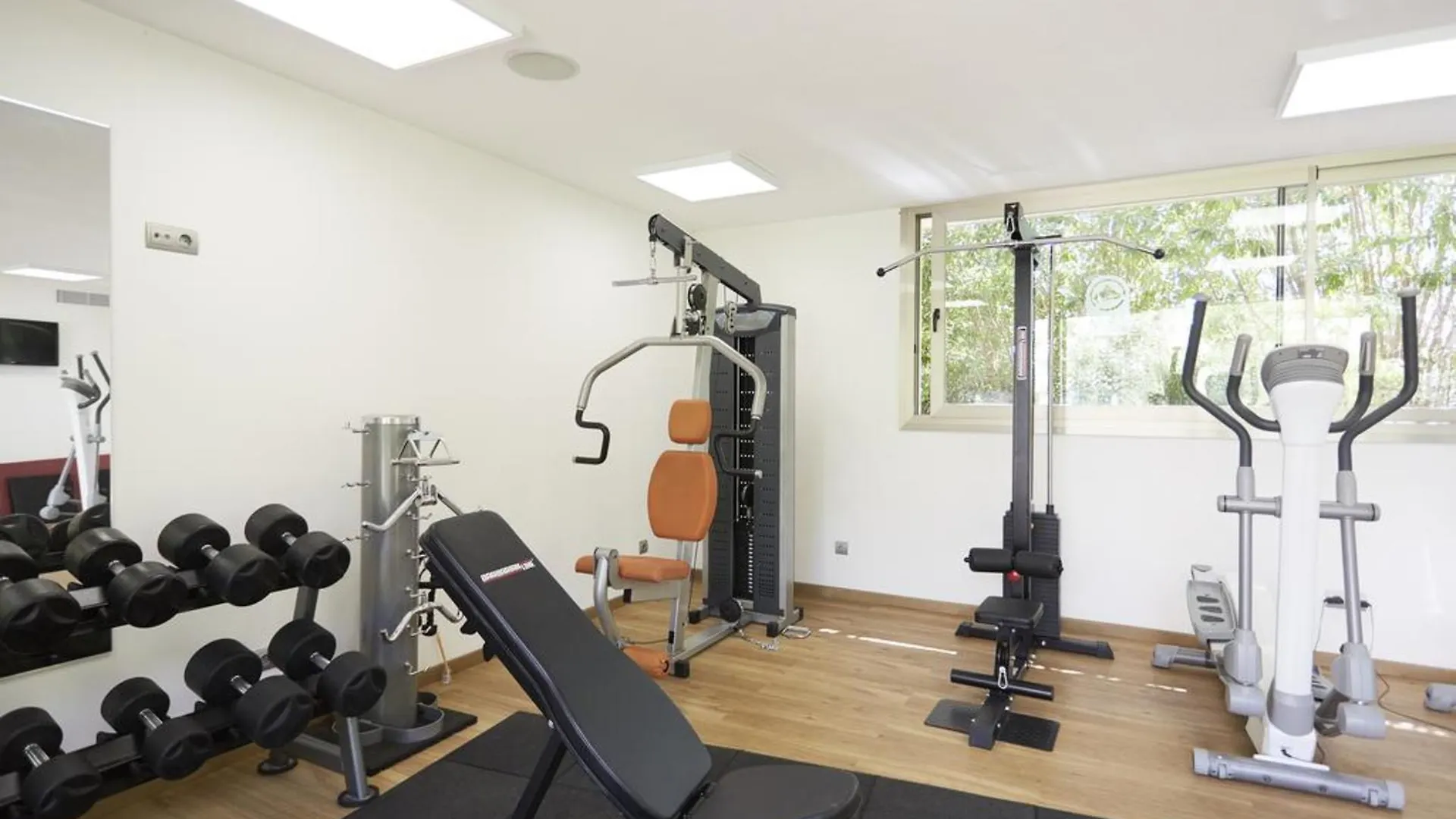 Invisa Hotel Es Pla - Adults Only San Antonio  San Antonio (Ibiza)