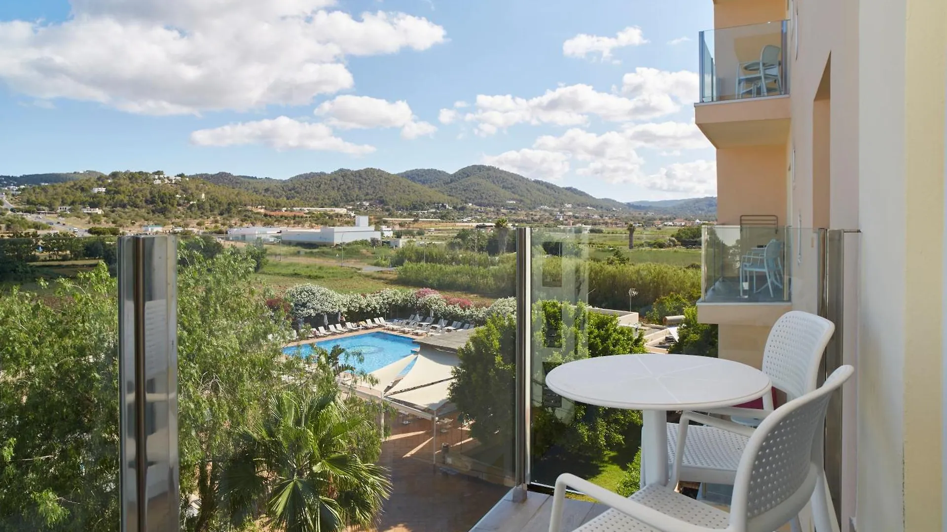 ****  Invisa Hotel Es Pla - Adults Only San Antonio  Spanien