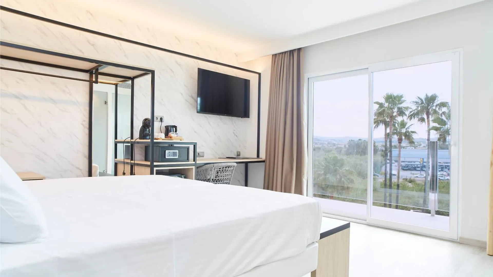 Invisa Hotel Es Pla - Adults Only San Antonio  4*, San Antonio (Ibiza) Spanien